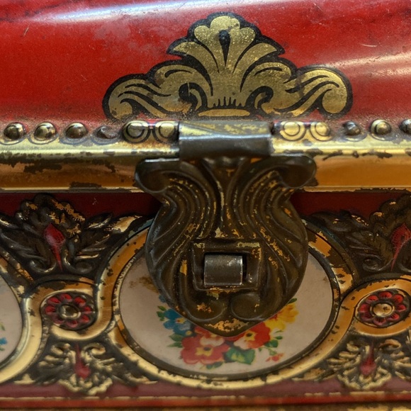 Vintage James P. Linette Candy Tin Bank, Made in Western Germany - Picture 9 of 10